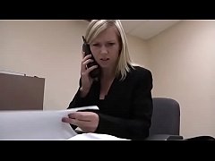 Видео как трахают блондинку секретаршу