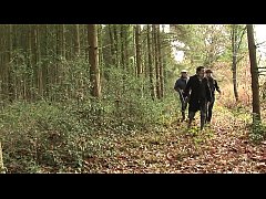 Пацаны в лесу порно видео