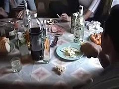Порно вечеринка стрыми бабами